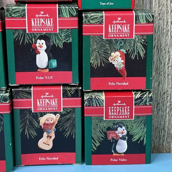 Lot of 20 Boxes Vintage Hallmark Ornaments. Very good condition - Picture 11 of 16